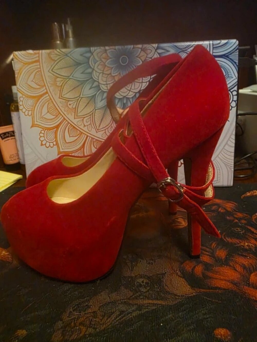 Red heels - Picture 5 of 5